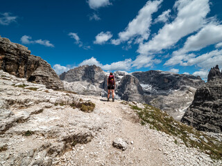 Fototapeta na wymiar Hike with me through the Sexten Dolomite World of Mountains 