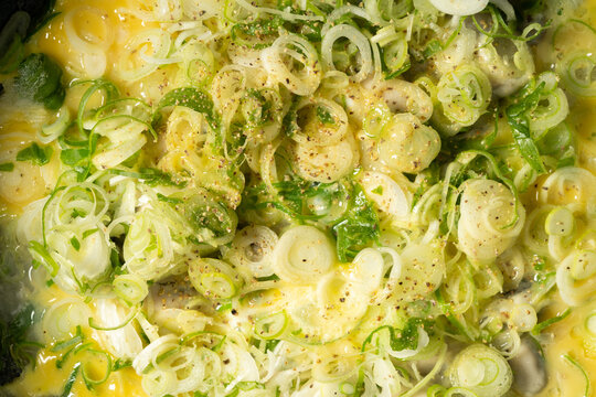 Chinese Mintai Chaotic Traditional Snack Oyster Fried