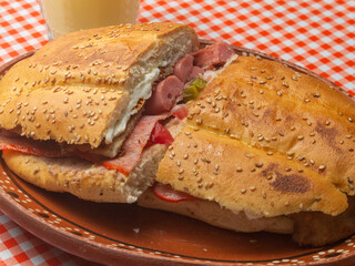 sandwich with ham
