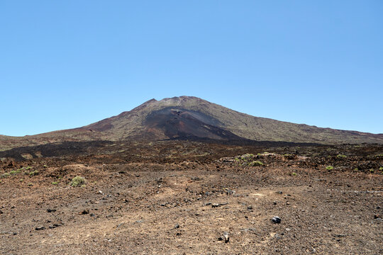 Monta&ntilde;a de la Botija at Teide Volcano