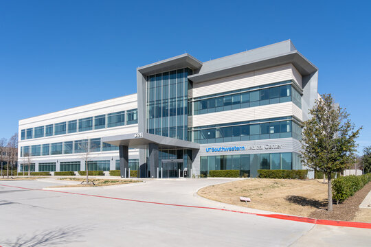 Irving, Texas, USA - March 20, 2022: UT Southwestern Medical Center In Irving, Texas, USA. The University Of Texas Southwestern Medical Center Is A Public Academic Health Science Center. 