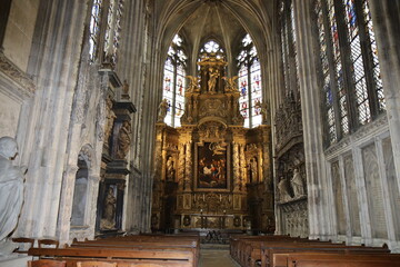 Fototapeta na wymiar La cathédrale Notre Dame de Rouen, de style gothique, ville de Rouen, département de la Seine Maritime, France