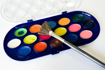 Brushes and palettes