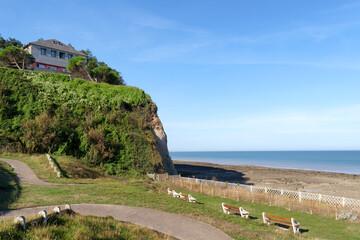 Fototapeta na wymiar Beach and cliffs of Ault city in Picardy coast