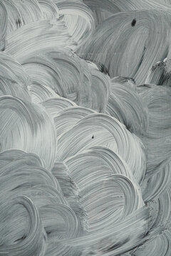 Vitrine blanchie au blanc d'Espagne ou blanc de Meudon