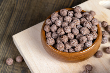 chocolate balls are used as a dry breakfast with the addition of milk or yogurt