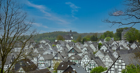 Freudenberg im Siegerland mit historischen Fachwerkhäusern i