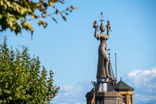 Imperia Konstanz am sch&ouml;nen Bodensee Herbst