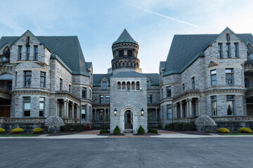 Fototapeta na wymiar Ohio State Prison located in Mansfield, Ohio Built in 1886. Location used for filming the Shawshank Redemption. Image taken 04/13/19.