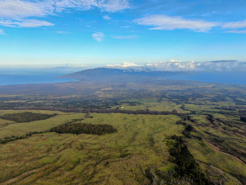 Aerial photo taken from Haleakalā on the Hawaiian Island of Maui