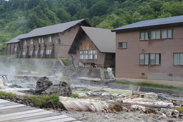 Tamagawa hot spring onsen famous for healing cancer disease thanks to hakutolite rock radiation in...