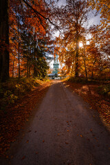 Fototapeta premium Herbstliche Wanderung zum Josephskreuz bei Stolberg im Südharz (Sachsen-Anhalt)
