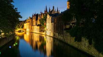 Fototapeta na wymiar Blue hour Bruges