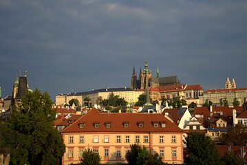 Obraz premium city castle and charles bridge
