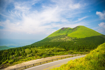 熊本県阿蘇市　草千里ケ浜の風景
