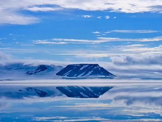 Foto op Canvas Frans Josef Land on The North Pole © Илья Морковский
