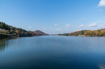 千丈寺湖（兵庫県三田市）の秋