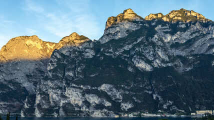 August 2022, Blick auf die Berge rund um den Gardasee
