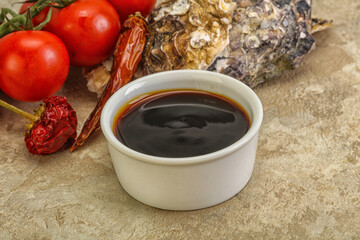 Oyster sauce in the bowl