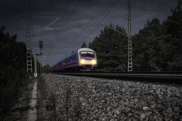 Eisenbahn - Zug - Bahn - Train - Railroad - Ecology - High quality photo