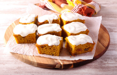 Raisin and nut pumpkin bars