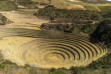 Moray is an archeological site near cuzco, per&uacute;. It was used by the incas as a laboratory to study de growth of different herbs and plants in different conditions of light, humidity and wind. 