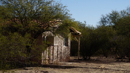Cabaña en el desierto