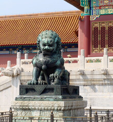 lion chinese old historic sculpture