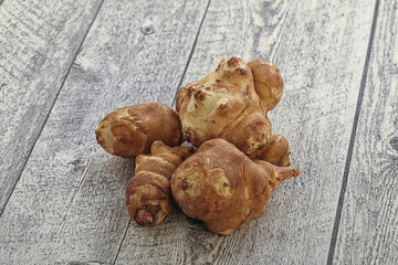 Raw dietary Jerusalem artishoke - topinambur