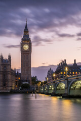 Fototapeta na wymiar Big Ben Clock Tower and Parliament house at city of Westminster, London England UK