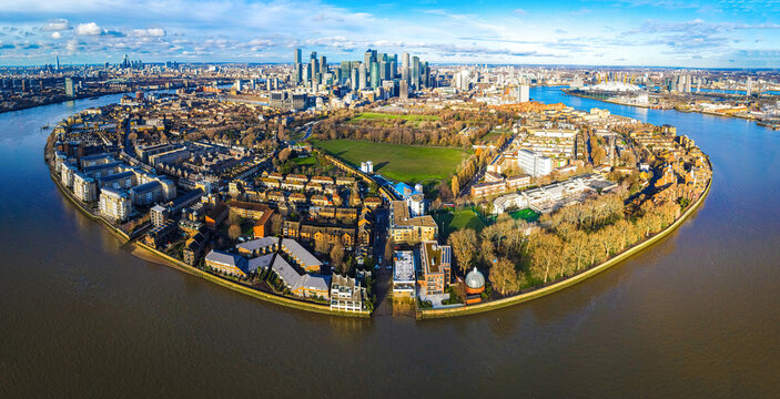 Aerial view of the Canary Wharf, the secondary central business district of London on the Isle of Dogs