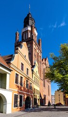 Panorama of Rynek main market square with St. Mary Collegiate church, town museum and Odwach Guardhouse in historic old town quarter of Stargard in Poland - 533355177