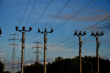 power grid with four poles in a row. feeds the entire grid from the power plant. the danger of...