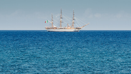 Obraz premium Amerigo Vespucci military sailing ship near the coast