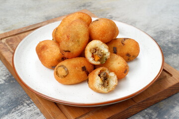 combro, a typical food of West Java, made from oncom and cassava.	