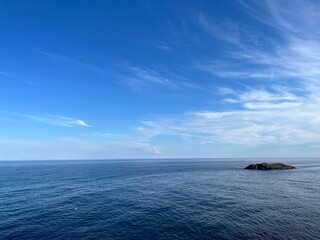 quiet blue sea horizon, blue sea and blue sky