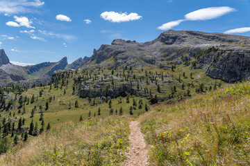 Fototapeta premium landscapes of the dolomites around cinque torri
