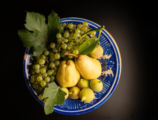 still life with autumnal fruits - 533469187