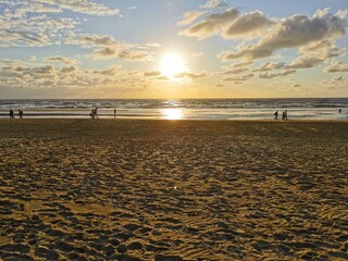 sunset at the beach zandvoort aan zee - obrazy, fototapety, plakaty