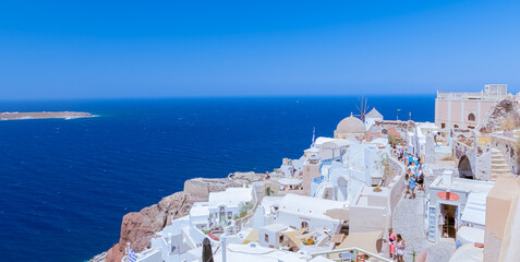 Vue de la Caldera de Santorin depuis le village de Oia, Grèce.	