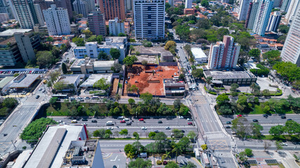 Naklejka premium Aerial view of the city of São Paulo, Brazil. In the neighborhood of Vila Clementino, Jabaquara, south side. Aerial drone photo. Avenida 23 de Maio in the background