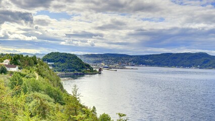 Fototapeta na wymiar fjord de Trondheim en Norvège