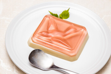 きれいなフルーツゼリー　Colorful sweet delicious fruit jelly