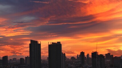 Fototapeta premium sunset in the city