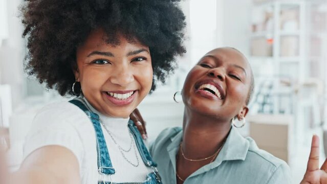 Friends, influencer and women take a selfie for social media posts and share memories with online followers. Influencers, happy and black woman with a cool vlogger afro best friend taking pictures