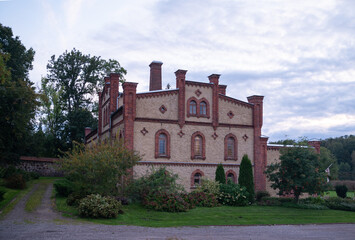 Fototapeta na wymiar historical manor in estonia
