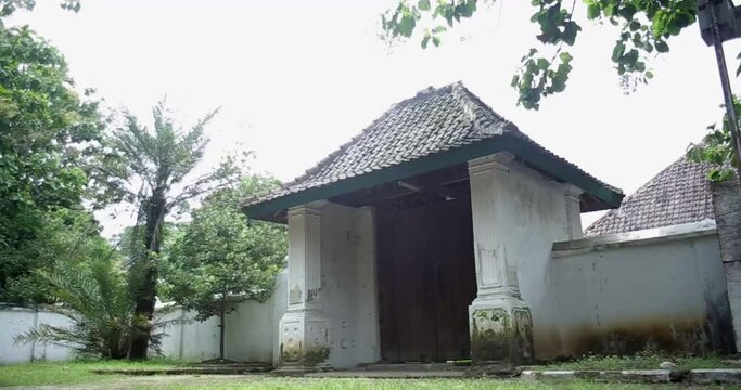 Gate Building Keraton Kasepuhan Cirebon was founded by Prince Cakrabuana during the development of Islam or around 1529.