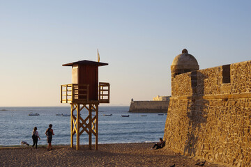 Coucher de soleil sur la plage de Cadix