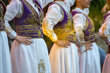 Danse costumée traditionnelle d'Albanie
