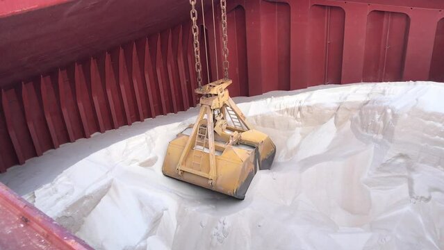 Cargo discharge